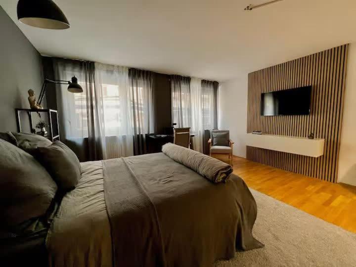 Studio I City Center I Isar Apartment *